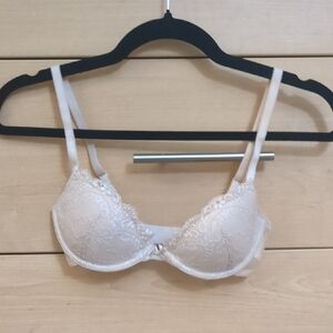 H&M Lace Underwire Bra - Cream